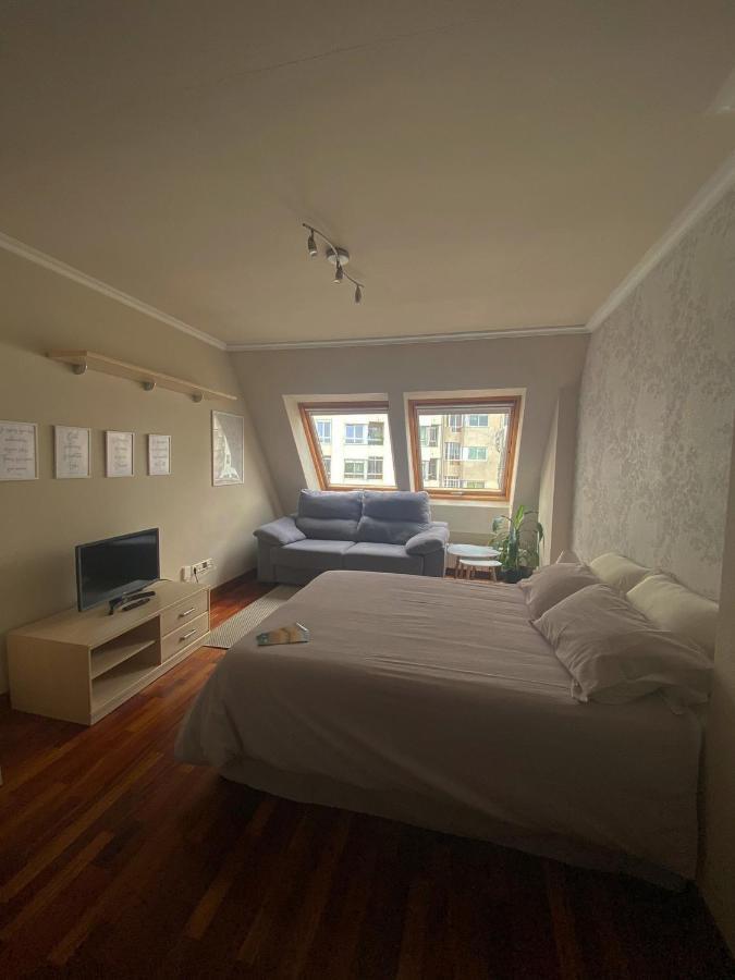 Estudio Plaza Eliptica B&B Виго Экстерьер фото